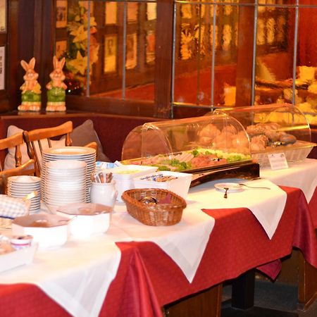 Gasthaus Loewen Fryburg Bryzgowijski Zewnętrze zdjęcie