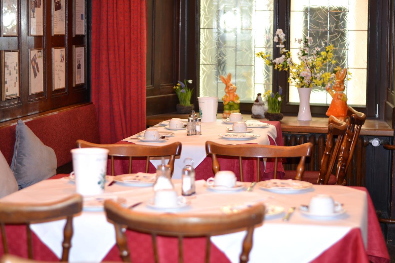 Gasthaus Loewen Fryburg Bryzgowijski Zewnętrze zdjęcie
