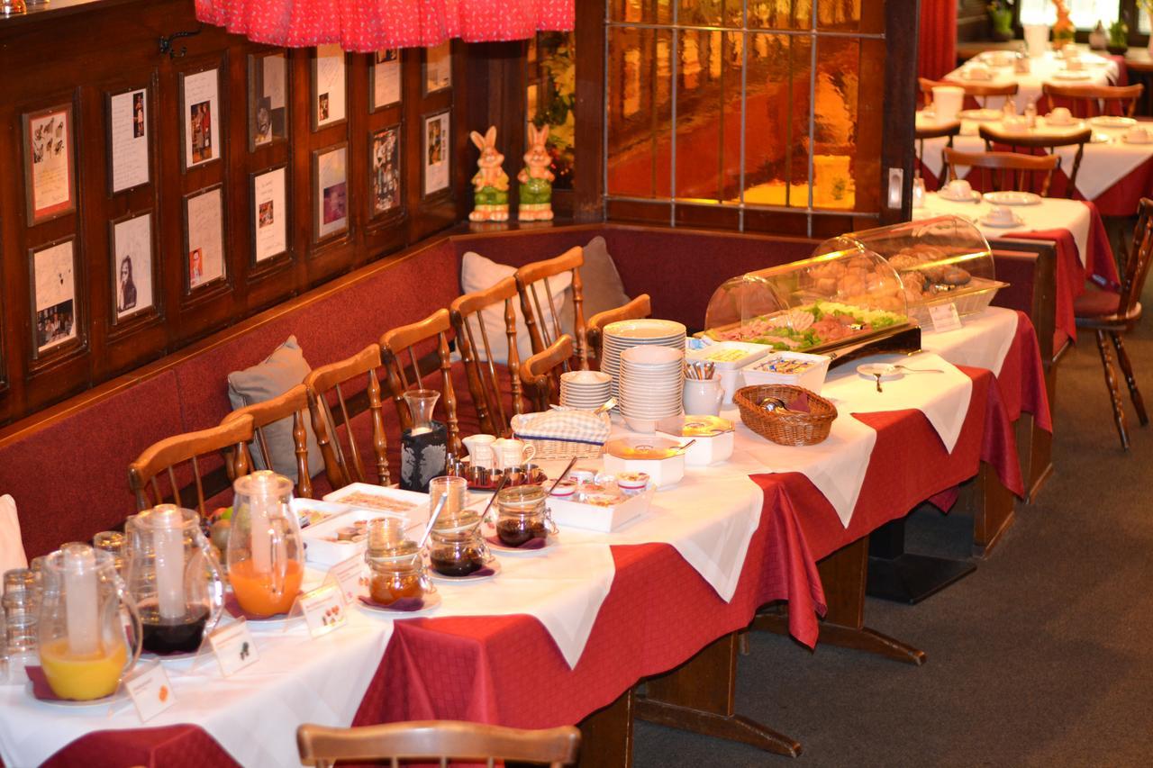 Gasthaus Loewen Fryburg Bryzgowijski Zewnętrze zdjęcie